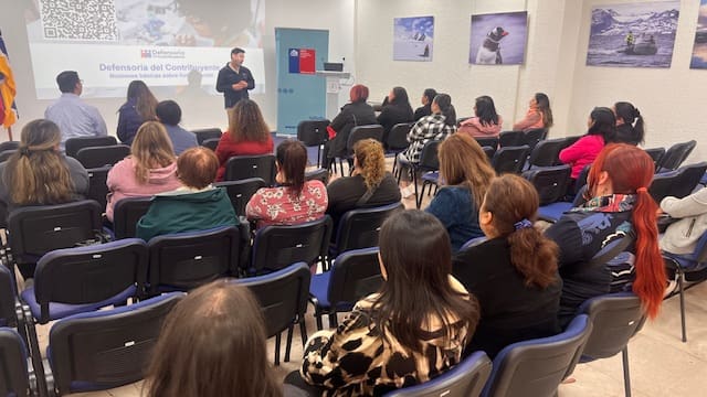 Taller “Mitos y Verdades sobre la Formalización” orienta a emprendedores en temas tributarios