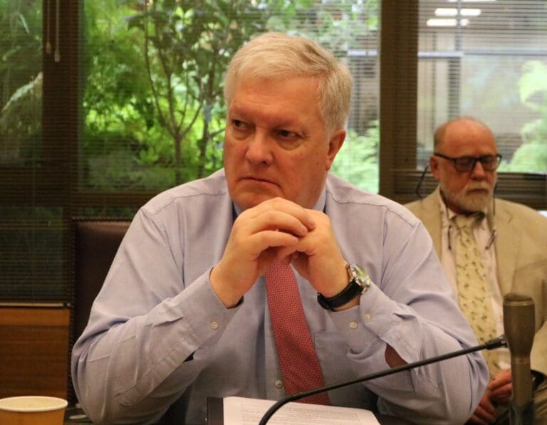 Senador Kusanovic critica la efectividad del proyecto que regula narco funerales