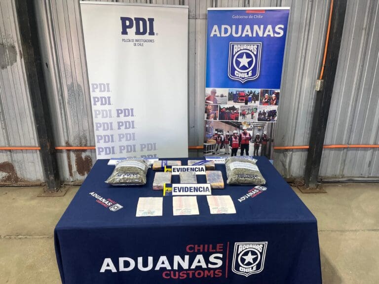 Trabajo conjunto entre Aduanas y PDI logra importante decomiso de drogas en Monte Aymond