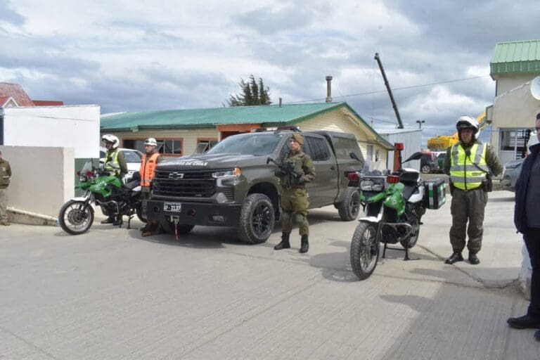 Un vehículo semiblindado, dos motos y nuevos calabozos tiene ahora la Primera Comisaría de Punta Arenas