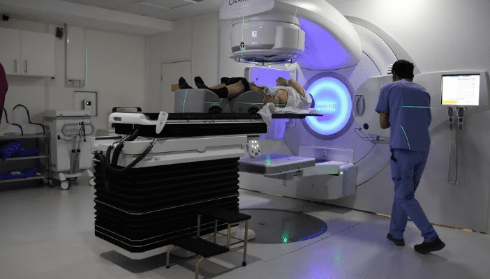 Hospital Clínico Magallanes implementa innovadora técnica de Radiocirugía Estereotáctica de Cuerpo
