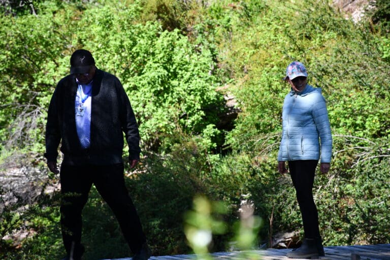 Autoridades y Bienes Nacionales buscan soluciones para el manejo de paños fiscales en Villa Río Serrano