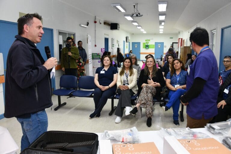 Centros de salud de Punta Arenas recibieron nuevo instrumental para prestaciones podológicas