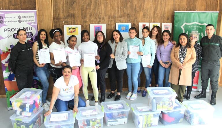Impulsan autonomía económica de mujeres privadas de libertad con taller de emprendimiento en Punta Arenas