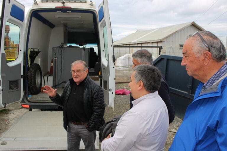 Autoridades regionales inspeccionan el Laboratorio Regional de Vialidad y destacan avances en estudio de pavimentos