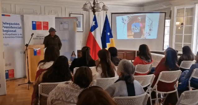 Jefas de Hogar participaron en talleres de Fieltro, Serigrafía y Arte Textil