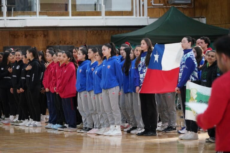 Punta Arenas vibró con el Campeonato Nacional Femenino U15 de Voleibol