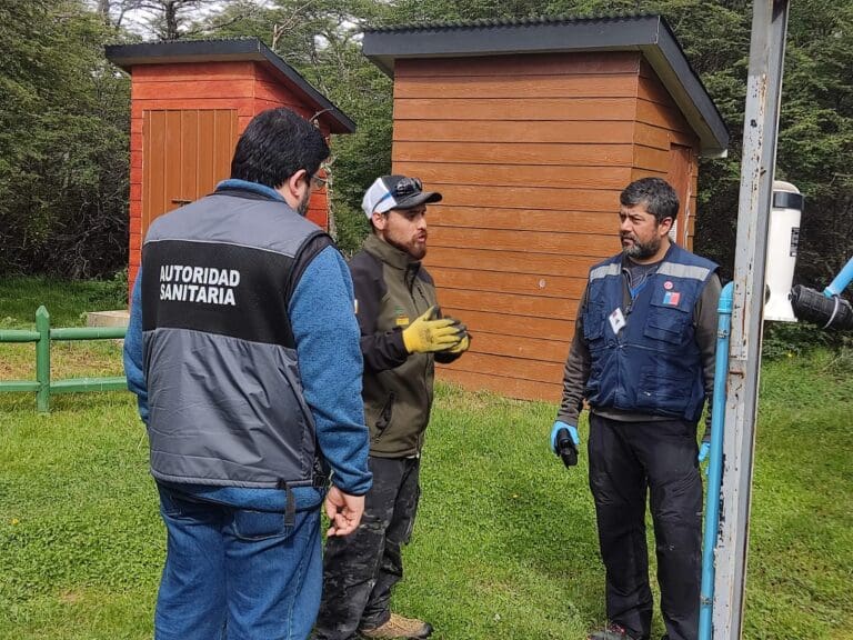 Autoridad sanitaria realiza fiscalizaciones en campings de Punta Arenas por campaña preventiva de verano
