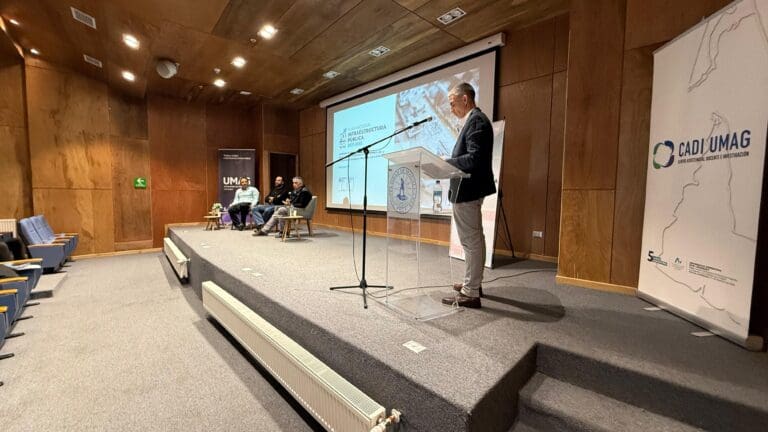 Seminario regional del Plan Nacional de Infraestructura Pública MOP 2025-2055 se realiza en Magallanes