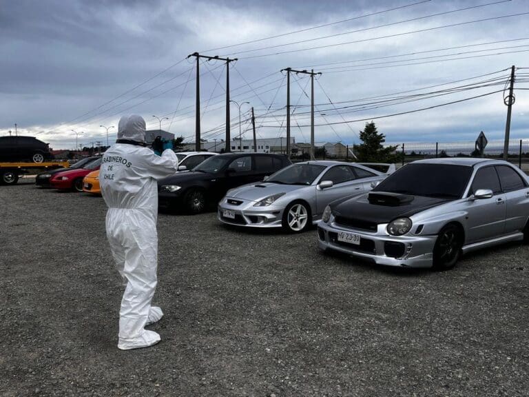 Carabineros incauta 10 autos tuning utilizados en carreras clandestinas: investigación penal en curso
