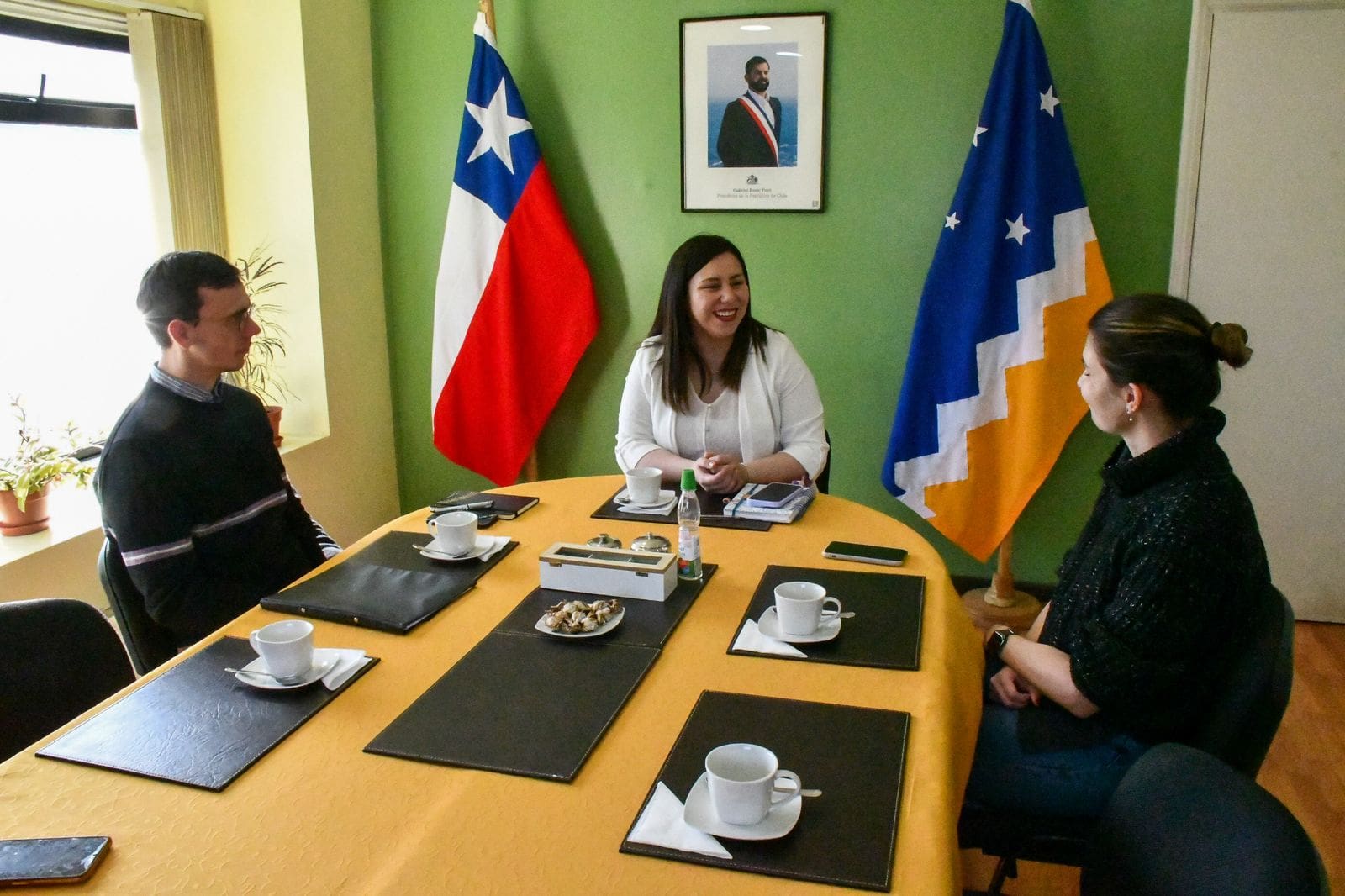 Chile y Australia refuerzan cooperación antártica en Puerto Williams
